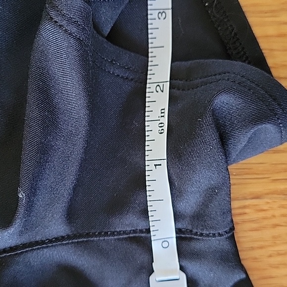 Womens size small nike shorts - Picture 4 of 7